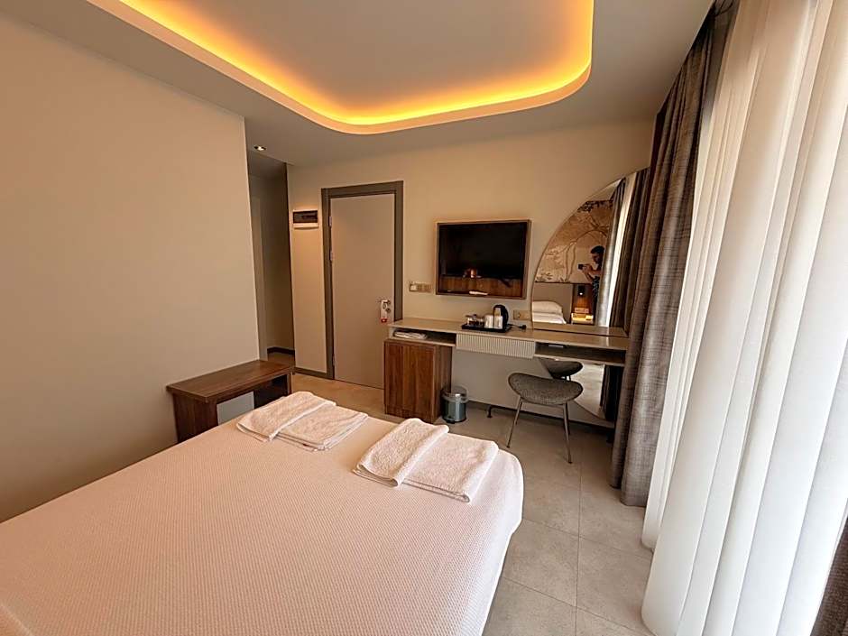 Ida Hotel