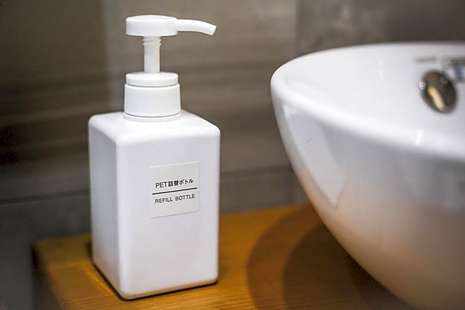 Tiin Tinn - Rivershore B&B