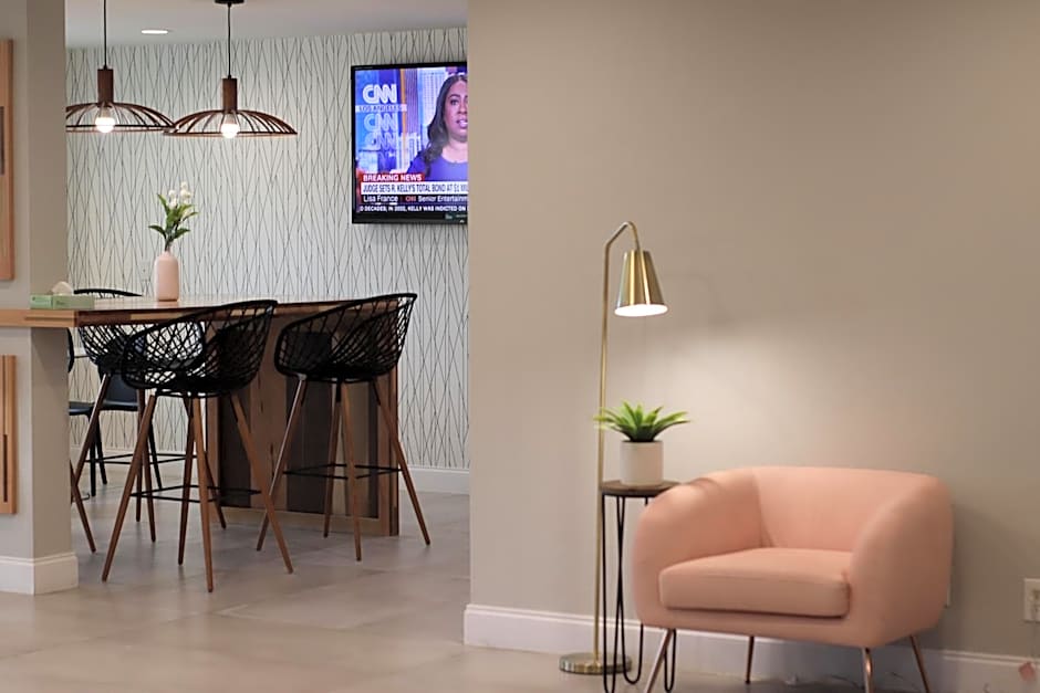 Arya Inn and Suites