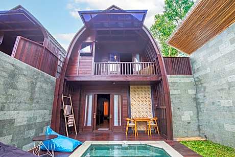 Junior Suite with Private Pool