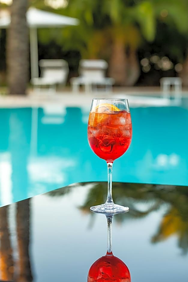 Giardino Dei Pini - Boutique Hotel