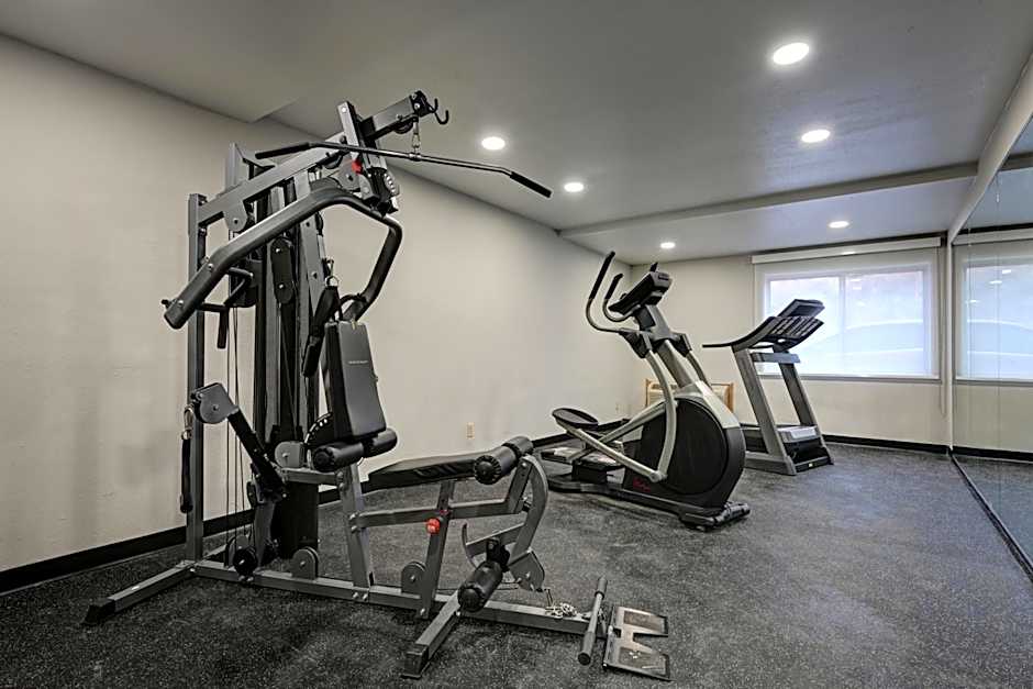 Country Inn & Suites by Radisson, Pierre, SD