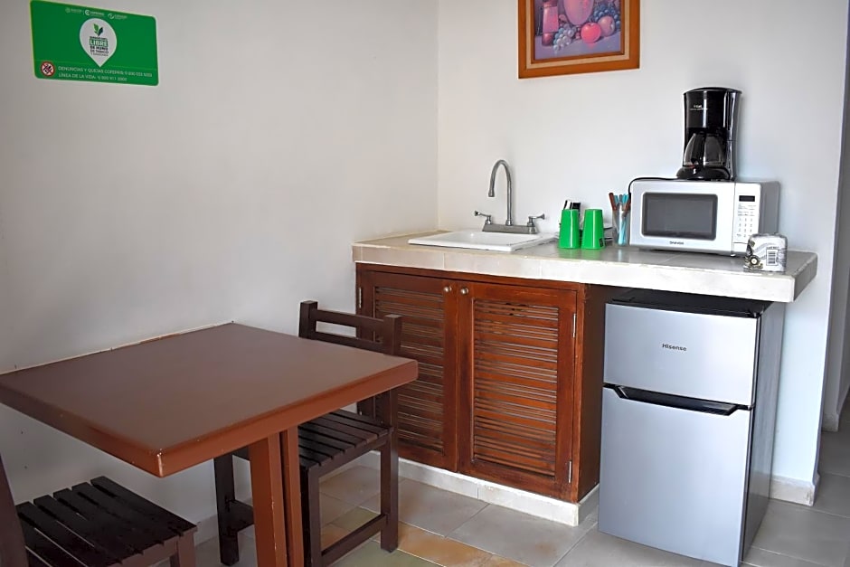 Hotel Plaza Almendros