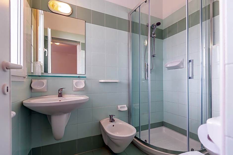Hotel Luana