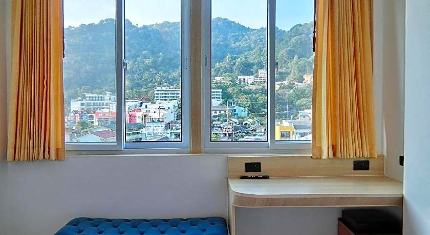 Sira Boutique - Newly renovated