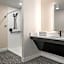 Holiday Inn Express St. Louis Central West End By IHG