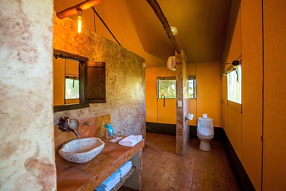 Serenity Authentic Glamping Tulum