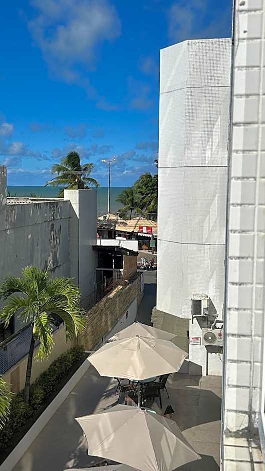 Confortável flat em frente à praia de Tambaú