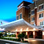 DoubleTree By Hilton Hotel Savannah Airport