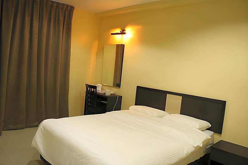 The Fern Lodge (Sanitized Stay)