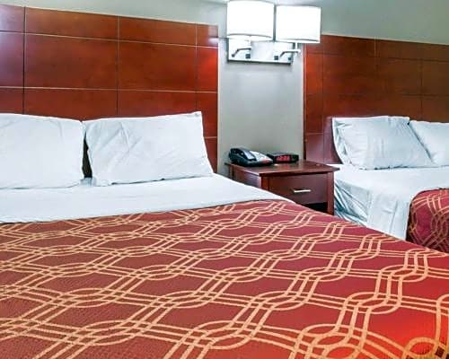 Econo Lodge South Ozone Park