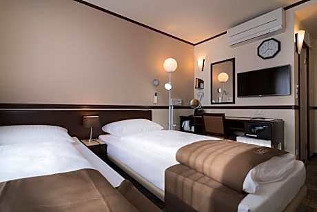 Economy Twin Room