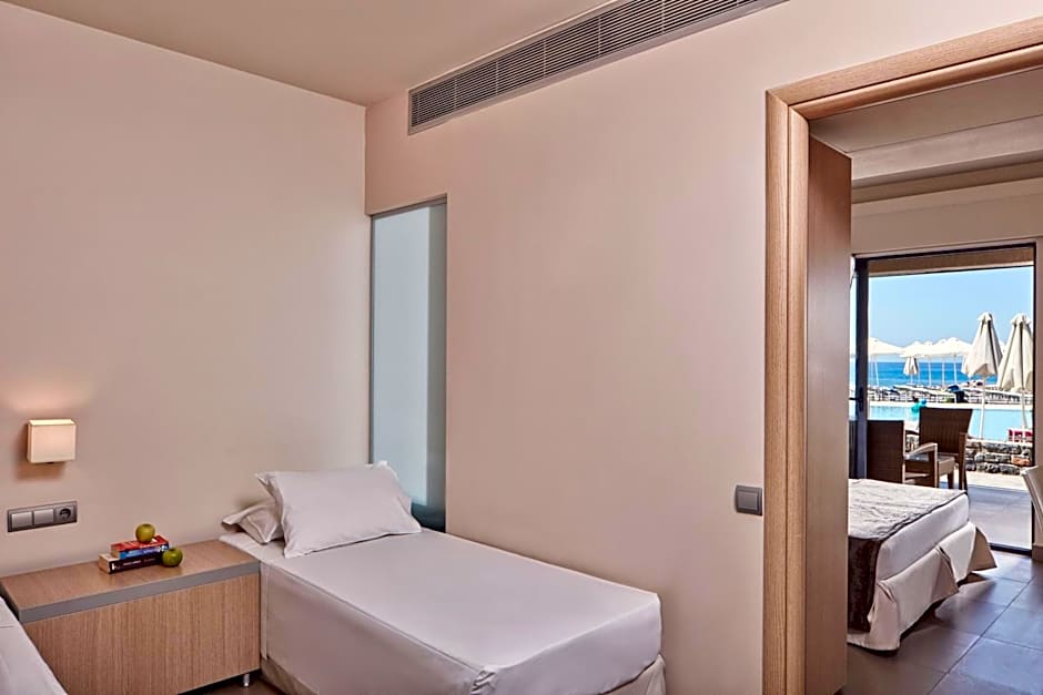 Atlantica Mikri Poli Crete