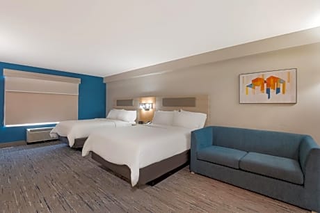 Queen Suite with Two Queen Beds - Communications Accessible