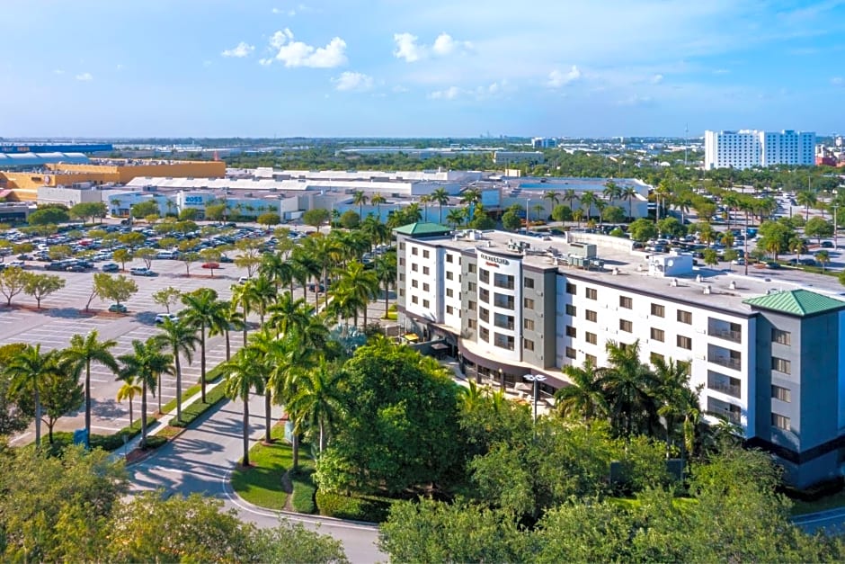 Courtyard by Marriott Miami At Dolphin Mall