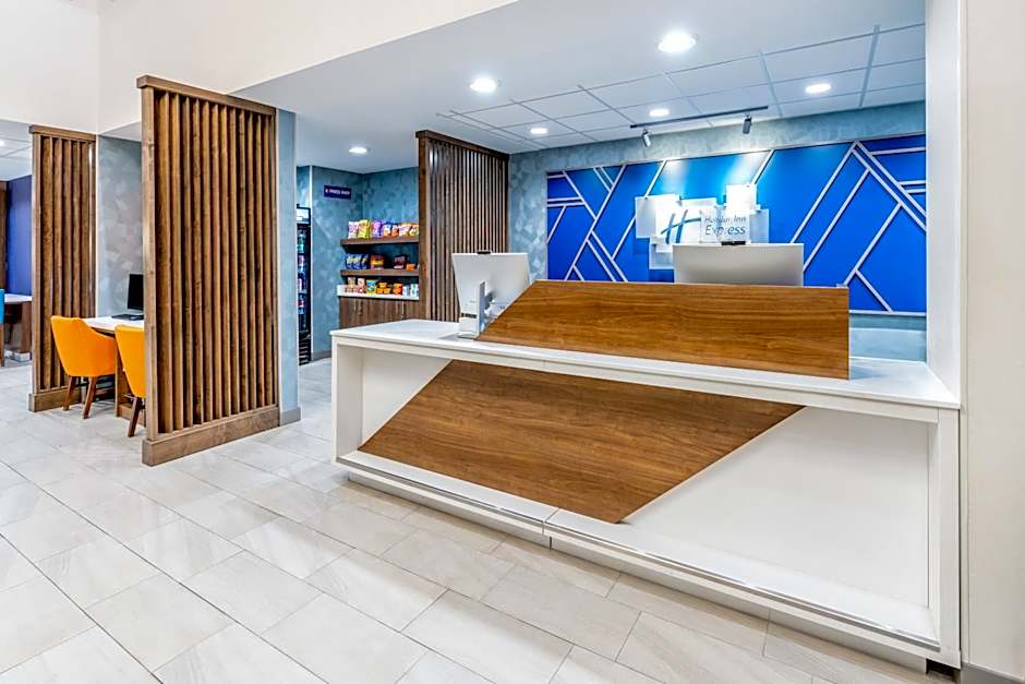 Holiday Inn Express Hotel & Suites Cheyenne By IHG