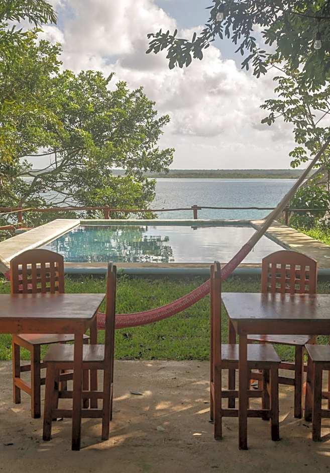 Seven Blue House Village & Lodge