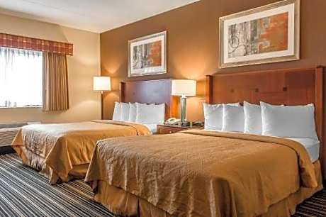Queen Room with Two Queen Beds - Non-Smoking