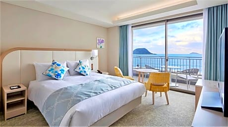 Deluxe Double Room with Sea View - East Building -