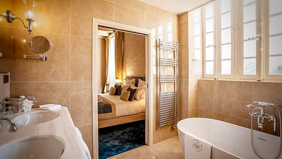 Abbaye De Villeneuve