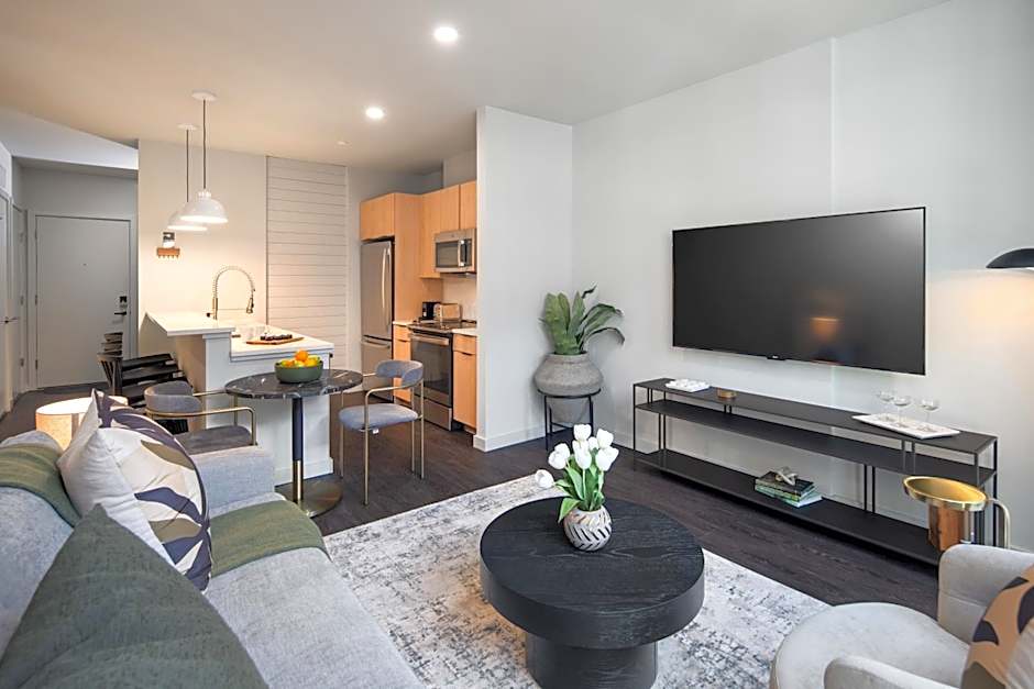 Luxury Apartments by Hyatus at The Asher