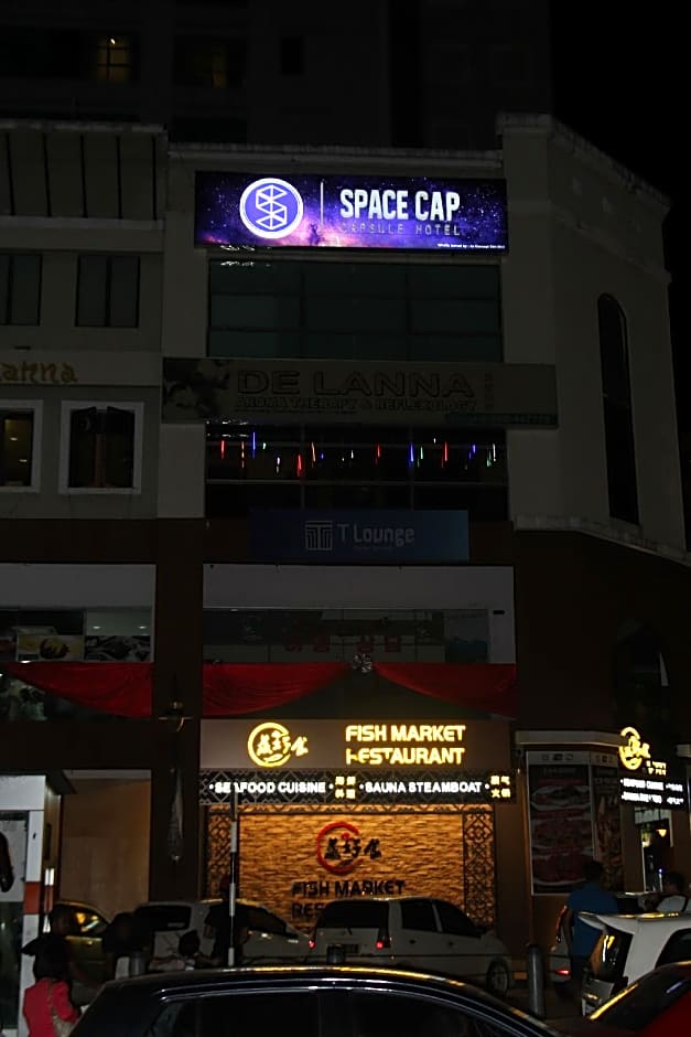 Space Cap Hotel