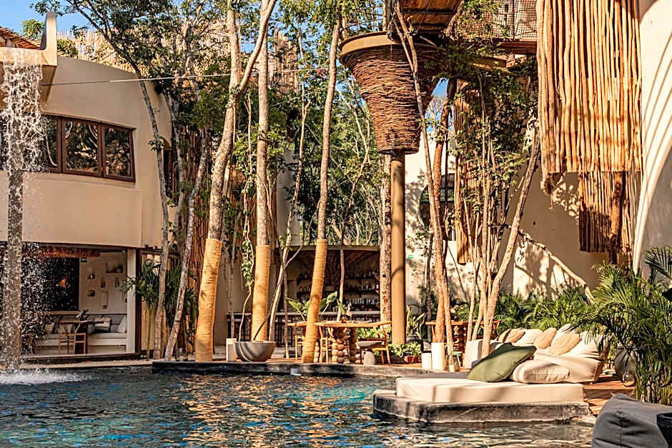 Rubi Tulum