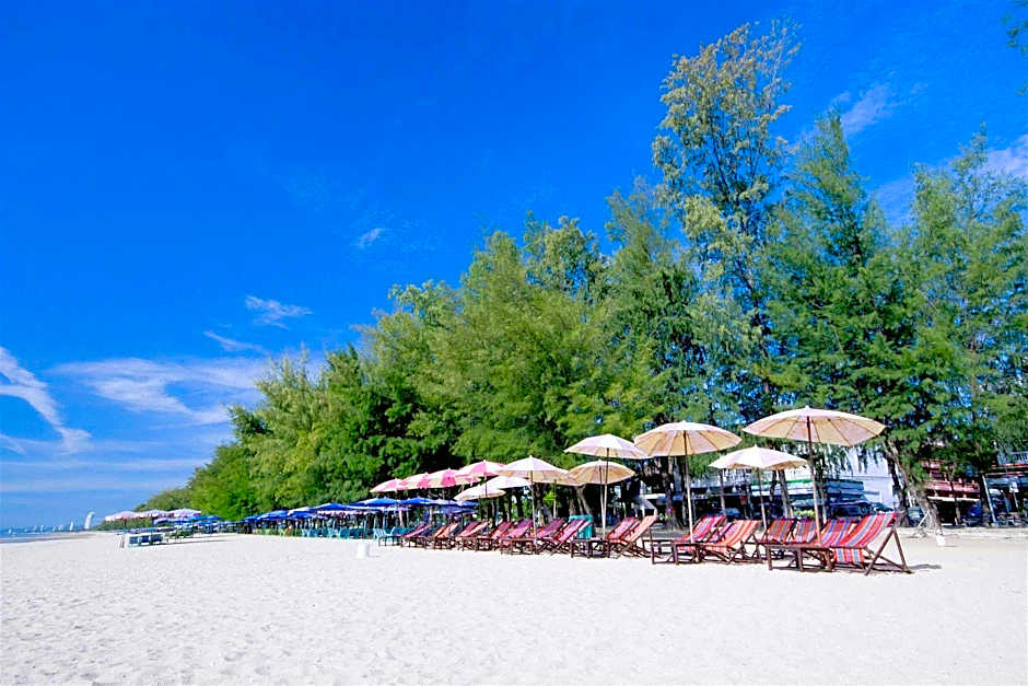 Chaleelay Hotel