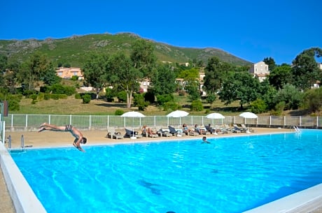 Hôtel "U Nebbiu"
