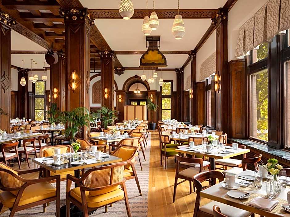 Fairmont Empress Hotel