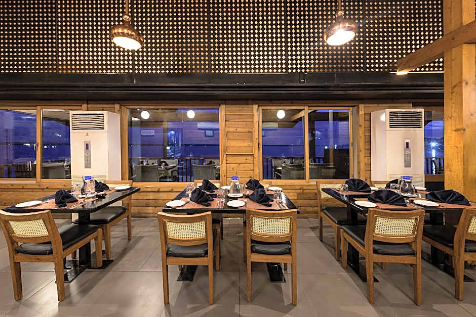 Club Mahindra Ashtamudi