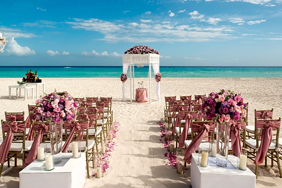 Iberostar Waves Quetzal All Inclusive