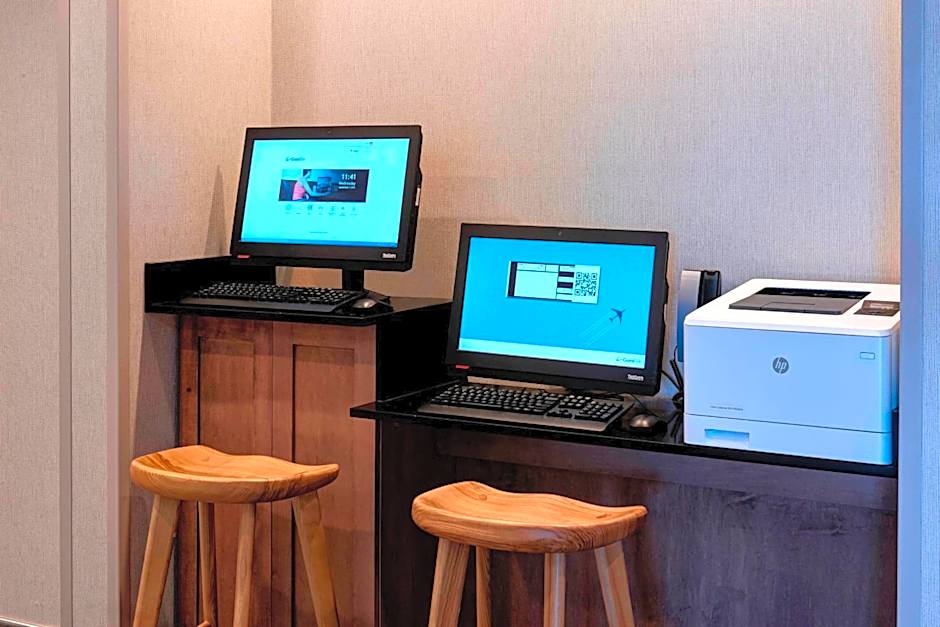 Fairfield Inn & Suites by Marriott Columbus, IN