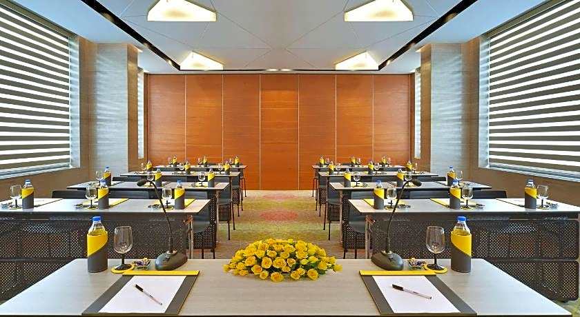 Radisson Bengaluru City Center