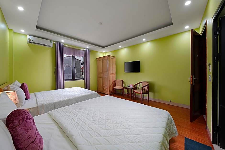 Golden Lotus Airport Hotel & Travel