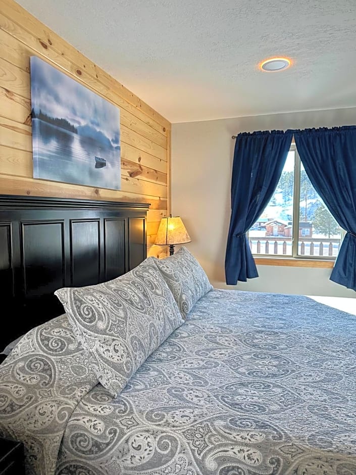 Mountain View Lodge & Cabins