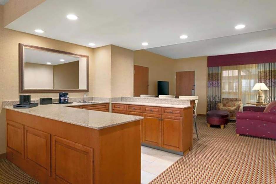 Embassy Suites By Hilton Hotel Northwest Arkansas