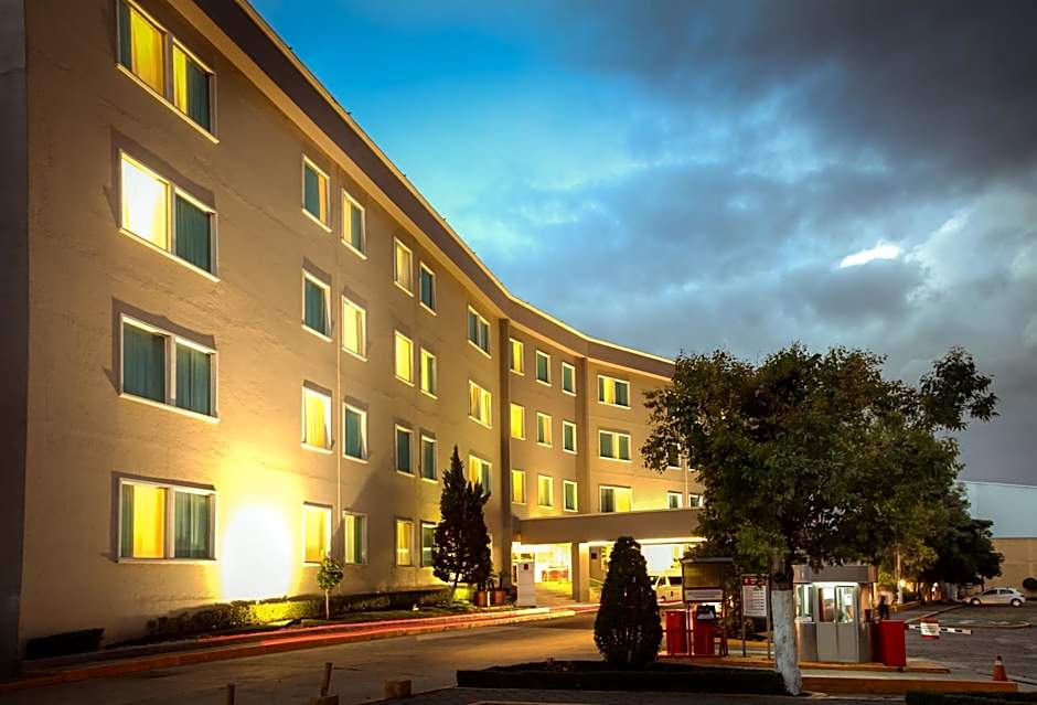 Fiesta Inn Express Perinorte