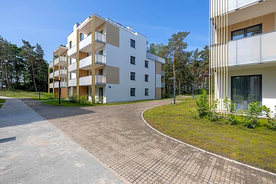 AQUAMARINA DĄBKI Marina Invest