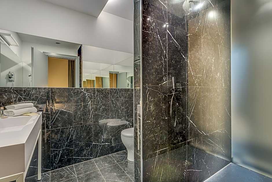 Otivm Hotel