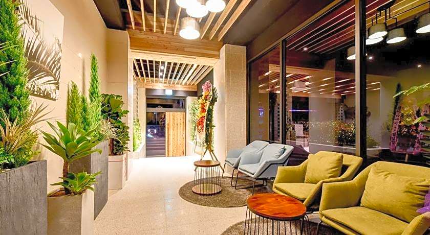 BLANC Business Hotel