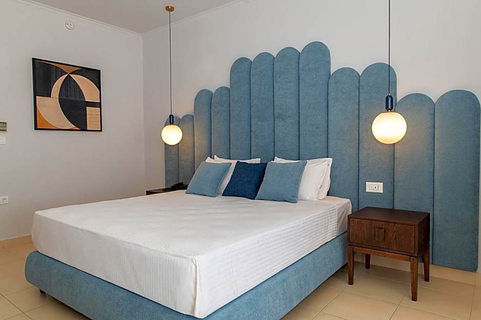 Grand Blue Beach Hotel