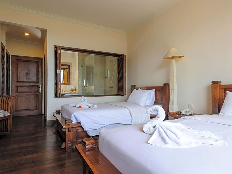 Lakeview Hotel and Restaurant