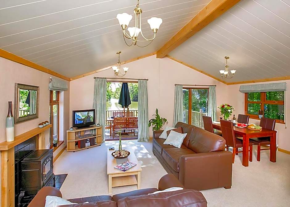 Upton Lakes Lodges