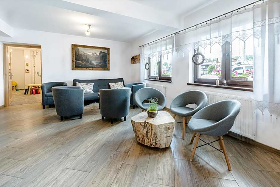 Dworek Nad Białką Apartamenty-Pokoje-Białka Tatrzańska-Czarna Góra