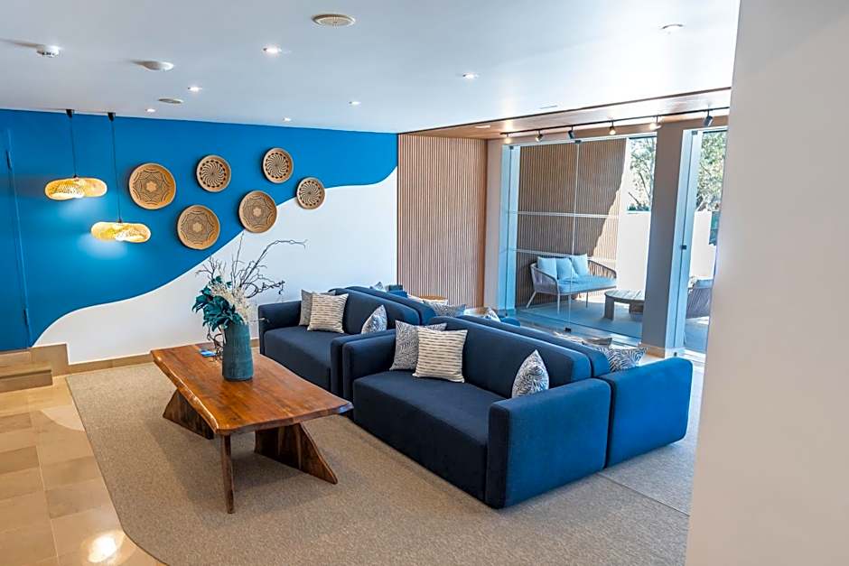Carvi Beach Hotel
