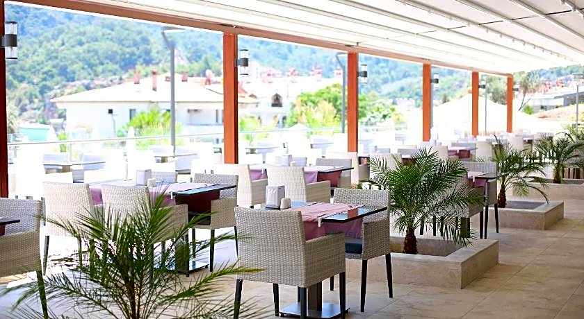 Turunc Premium Hotel