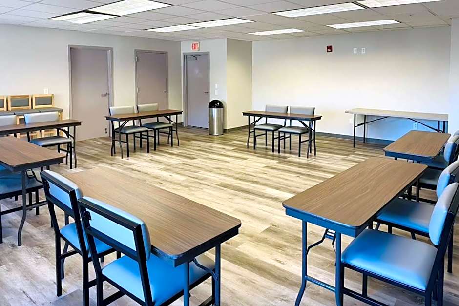 Clarion Pointe Albemarle