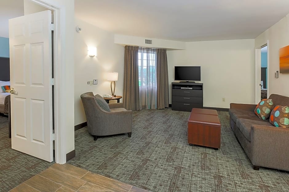 Staybridge Suites-Philadelphia/Mount Laurel