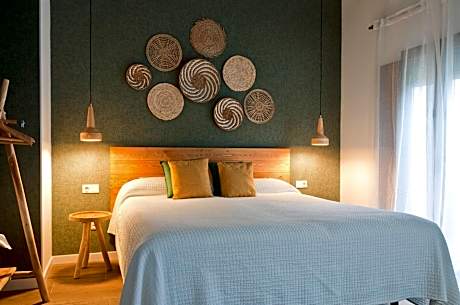 Deluxe Double Room with Balcony and Sea View
